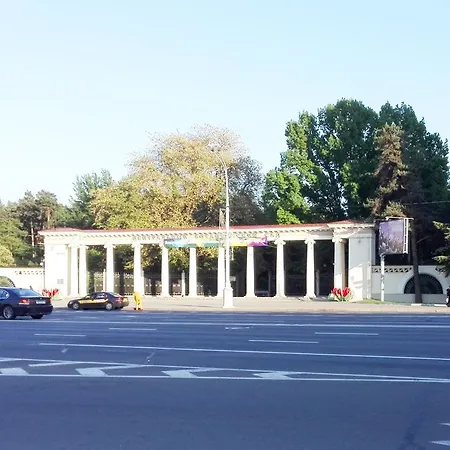 Studio On Park Chelyuskintsev